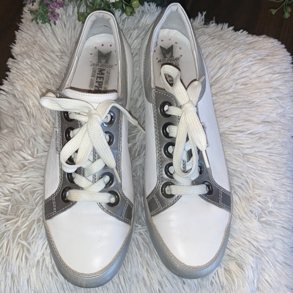 Mephisto Leather Sneakers Air Relax Shock Absorbing Soles White Silver Ladies 10 - Picture 1 of 16
